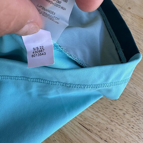 Title Nine Sunbuster 1/2 Zip Short Sleeve Sun Shirts Rash Guard Bundle Medium - Picture 11 of 13